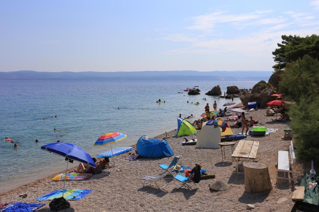 Apartments With A Parking Space Mimice, Omis - 2805 외부 사진
