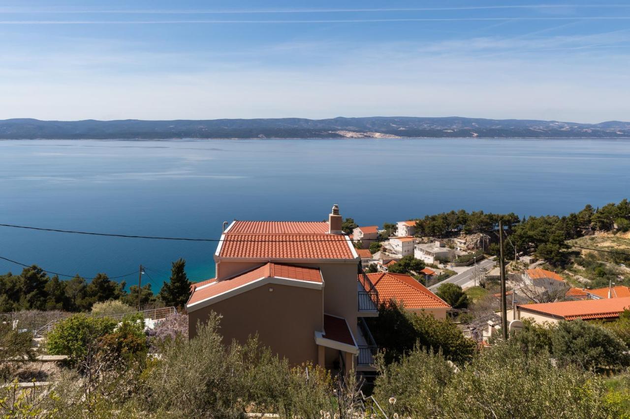 Apartments With A Parking Space Mimice, Omis - 2805 외부 사진
